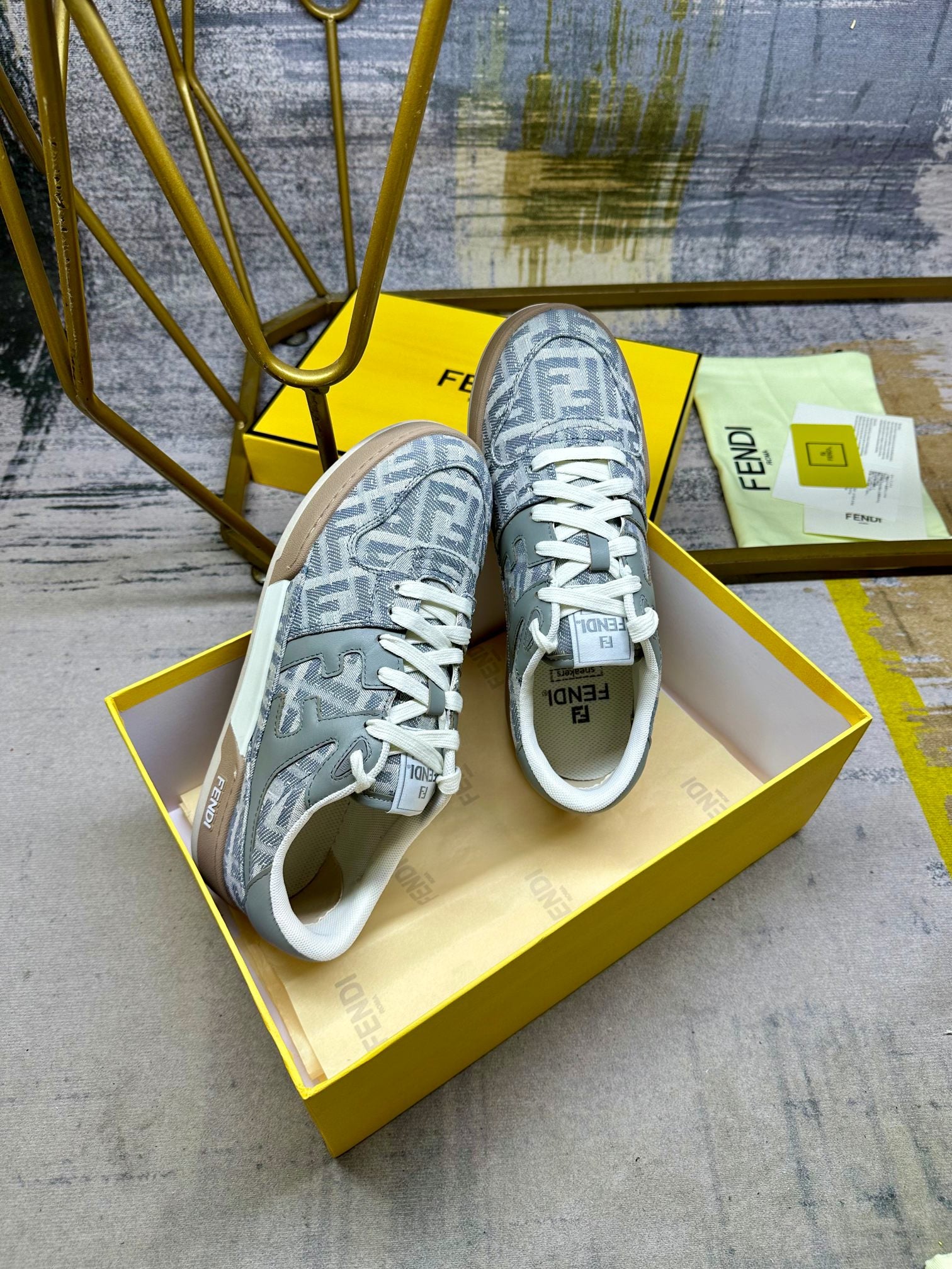 Z2N95F15 Popular high-quality shoes