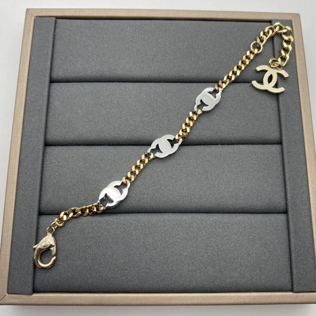 X1N63C81X  Popular    necklace bracelet