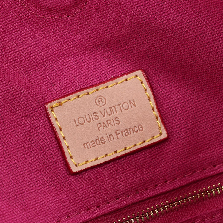 B1P11E84 Popular leather bag 
