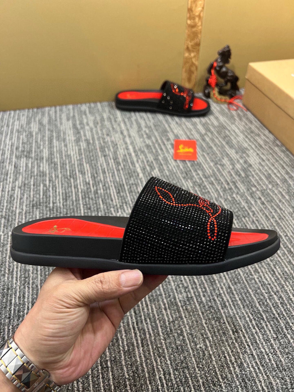Z5ZA128 Popular slippers