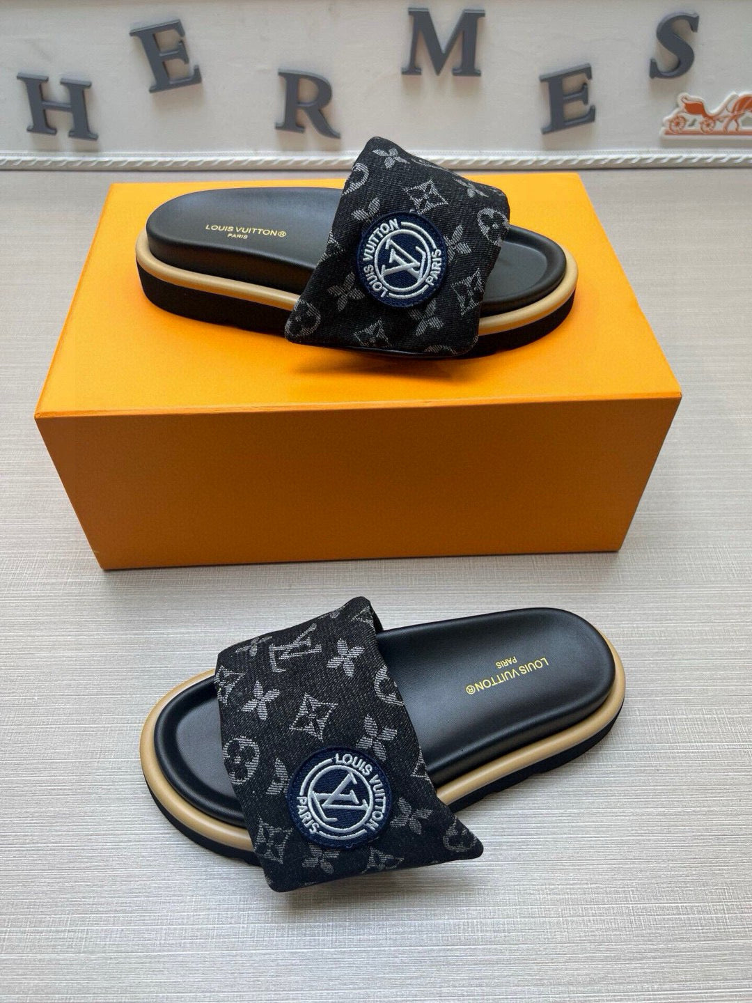 Z5QE7  Popular Slippers