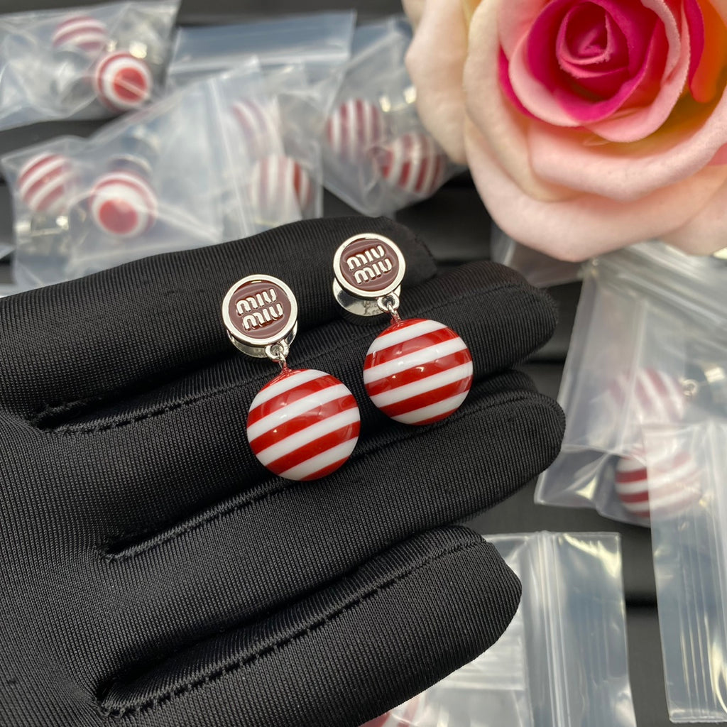X1Z94A993E Popular  Earrings
