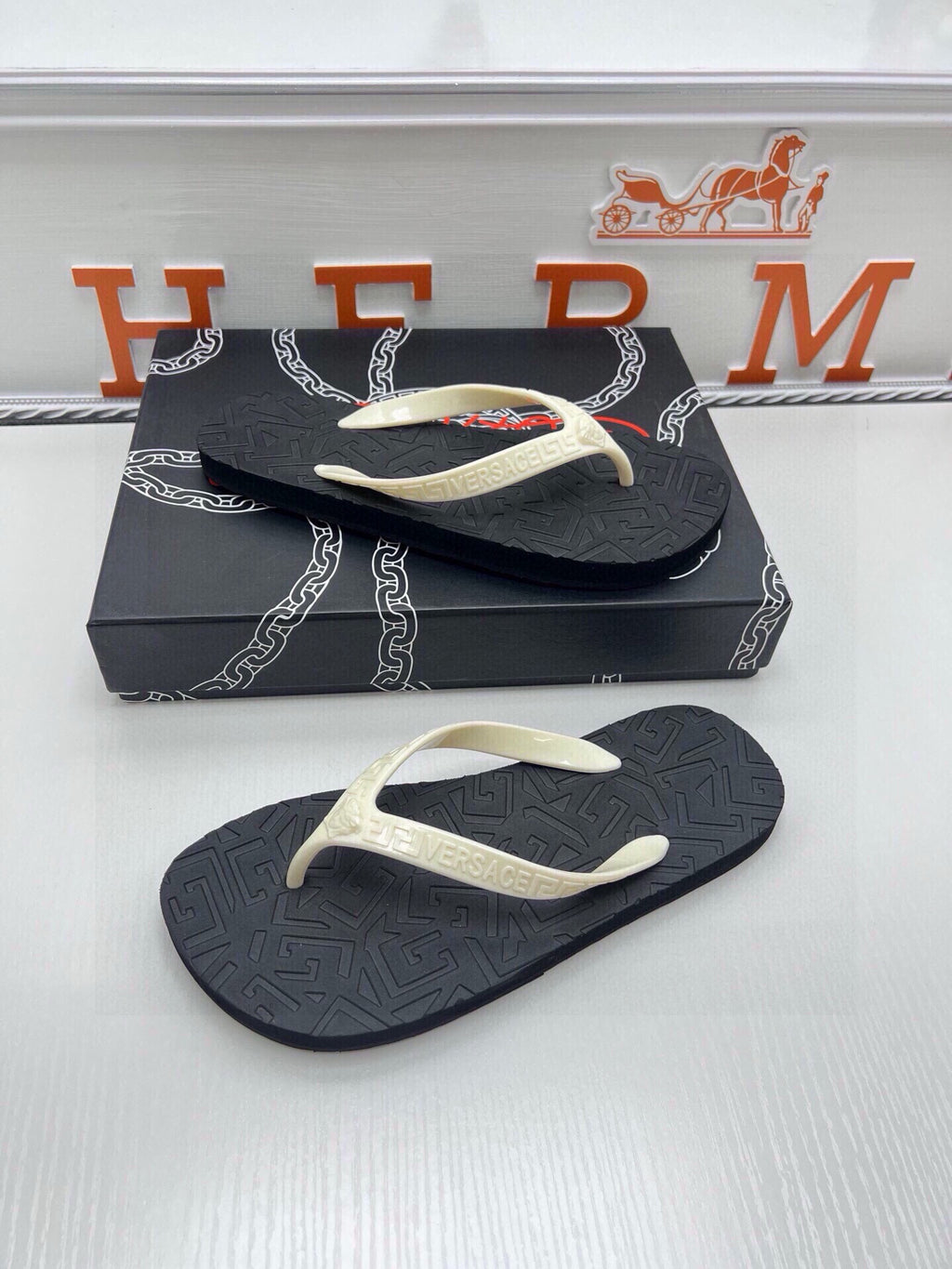 Z5Z35V295 Popular Slippers