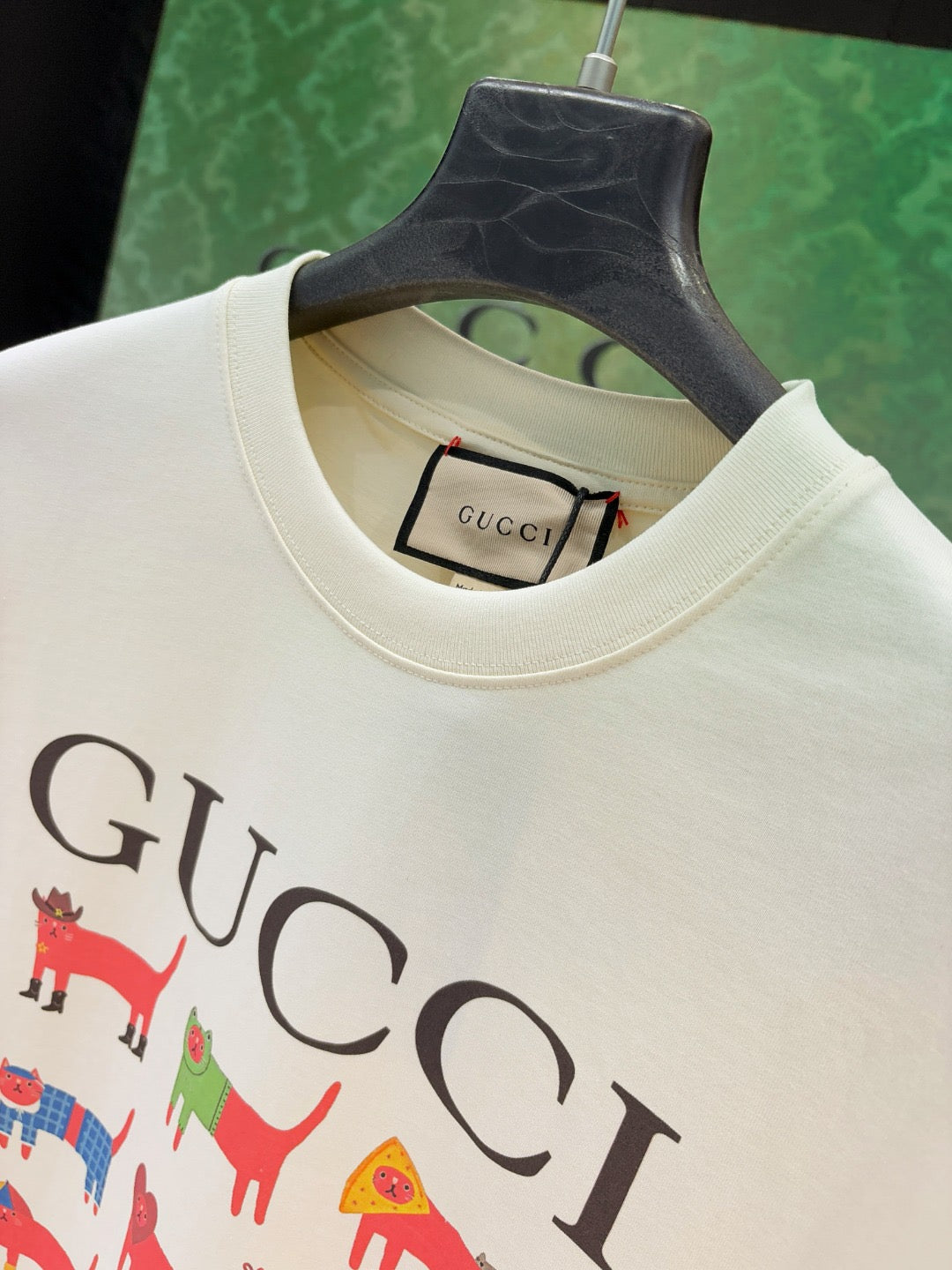 U1R76B49 Popular T-shirts
