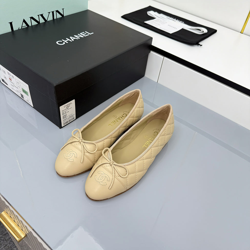 Z2Q105C413 Popular high-quality leather Shoes