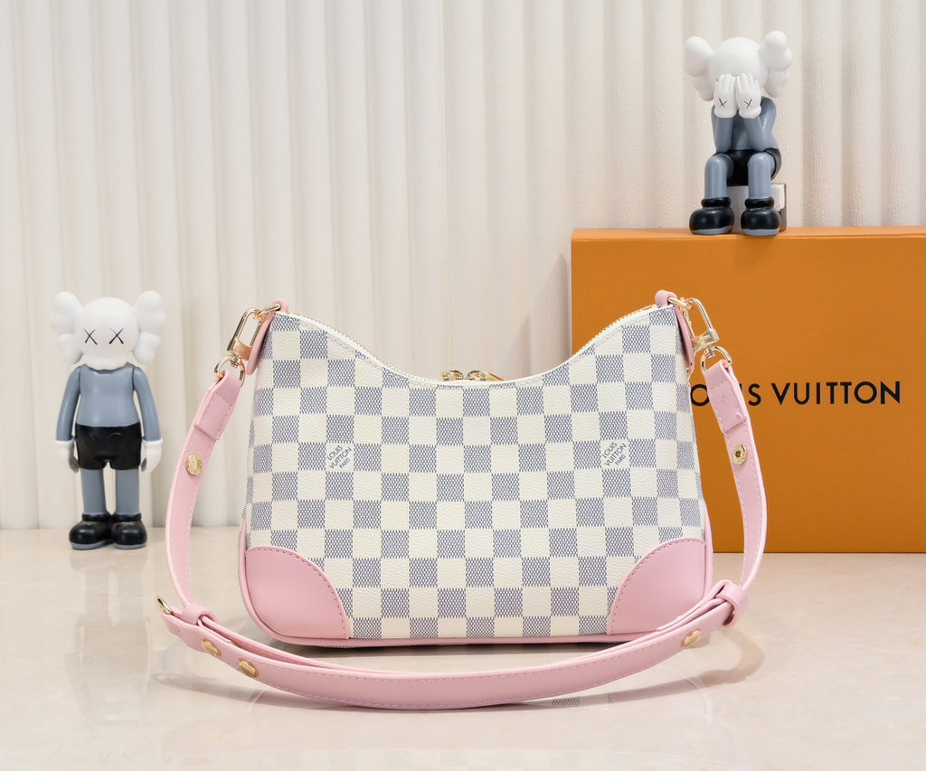 B1W15E35 Popular  leather bag