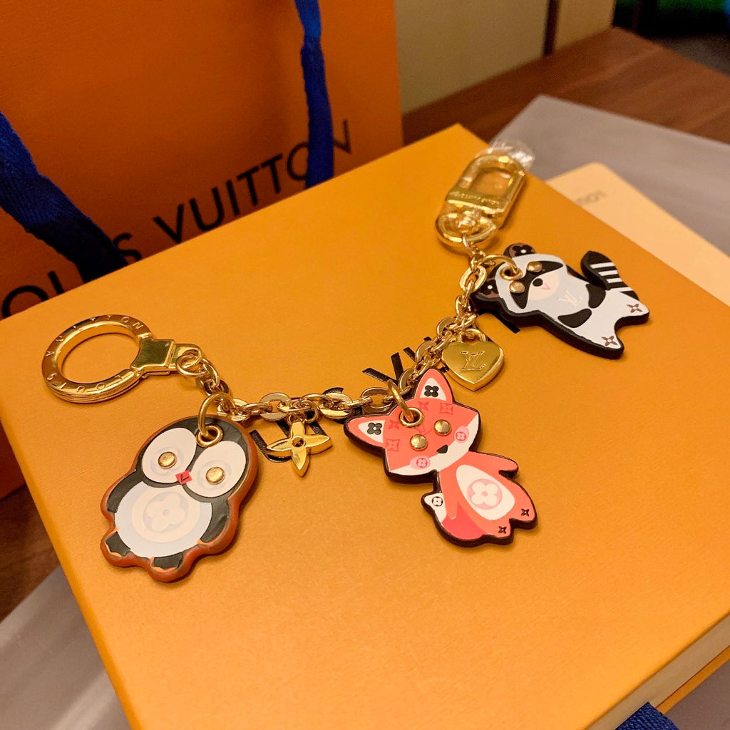 A1Q105E19 Popular bag 's charms accessories