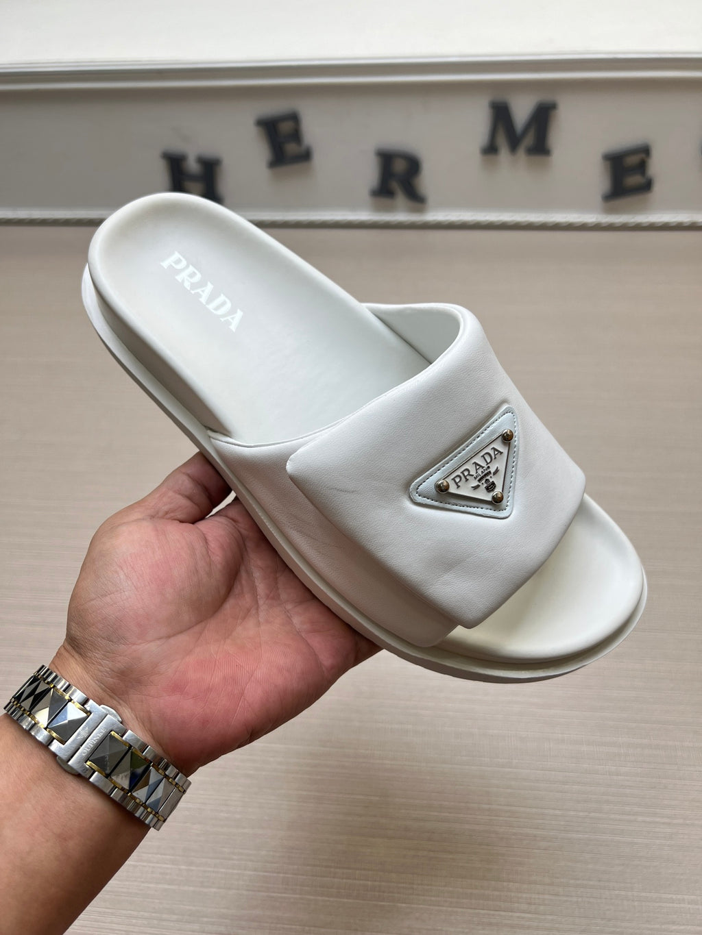 Z5ZPD4 Popular slippers