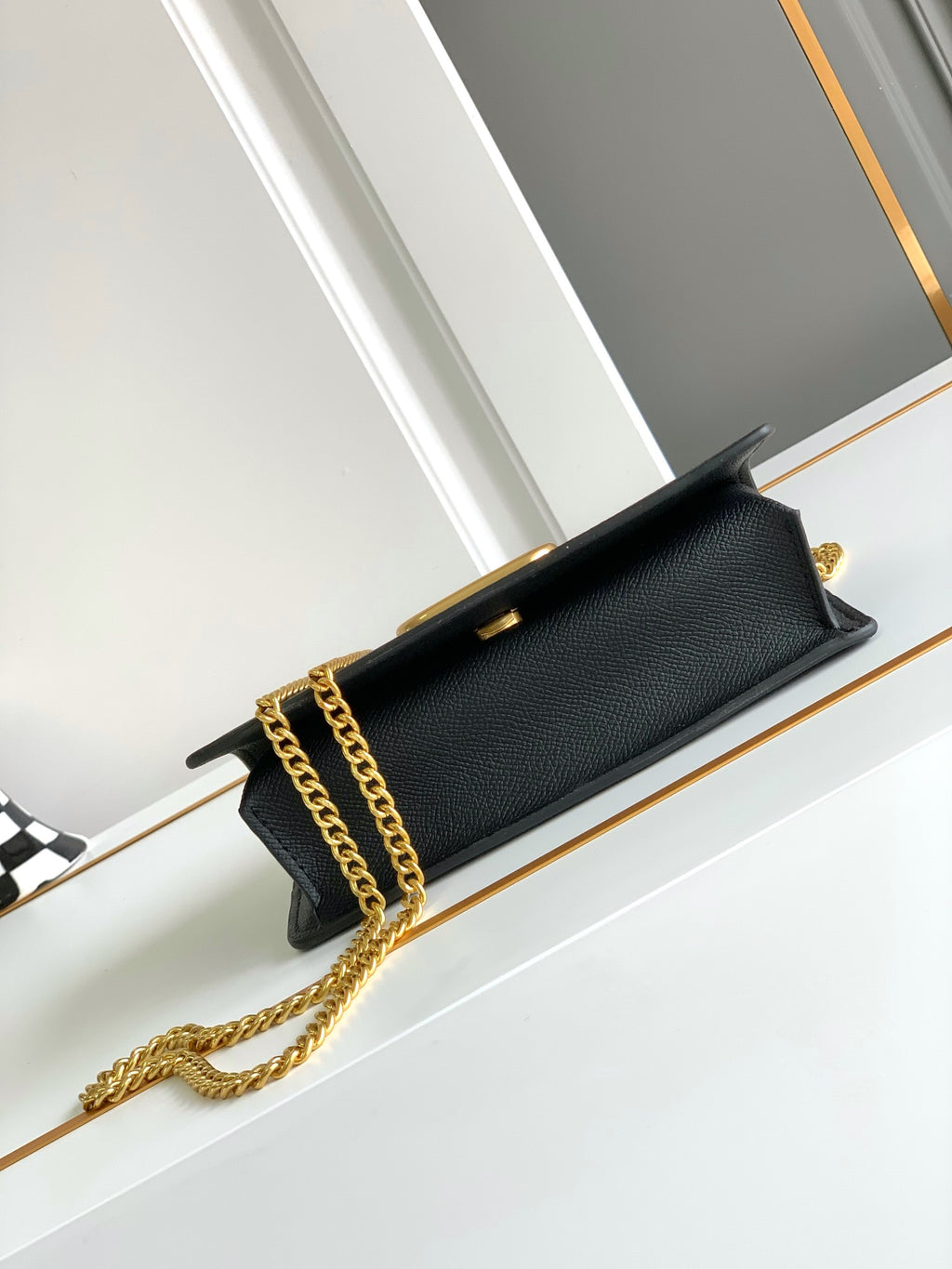 B1X44VL272 Popular leather bag 