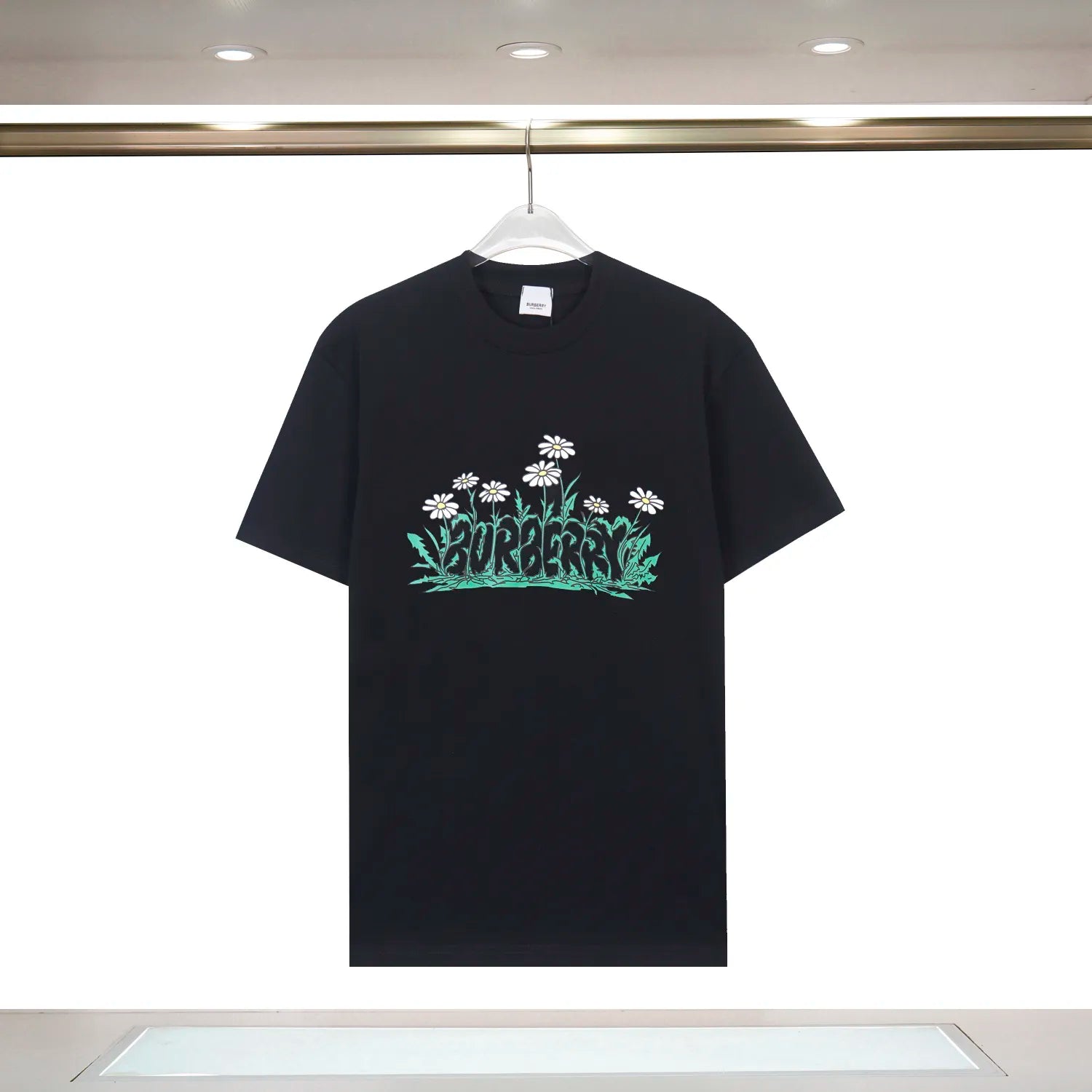 U1W25R31  Popular  T-shirts
