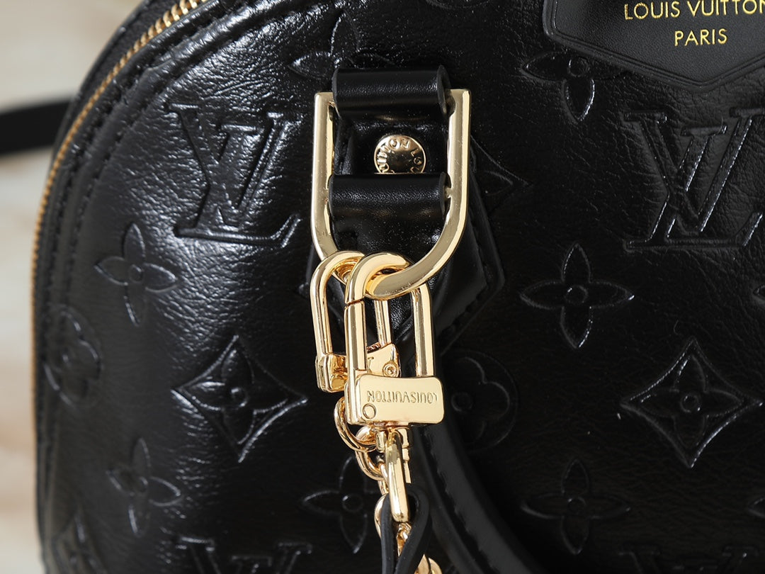 B1P46E87 Popular leather bag