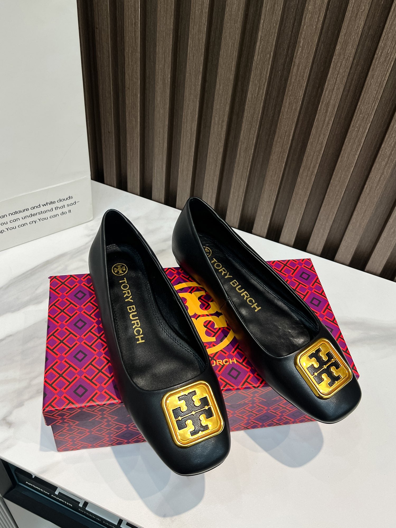 Z2Q95A15  Popular high-quality leather shoes
