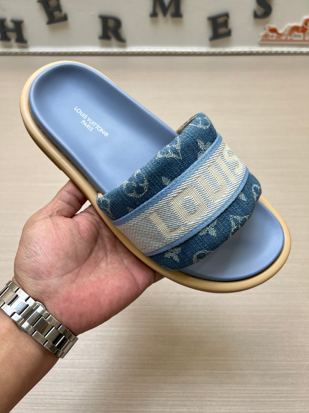 Z5Z35E301 Popular Slippers