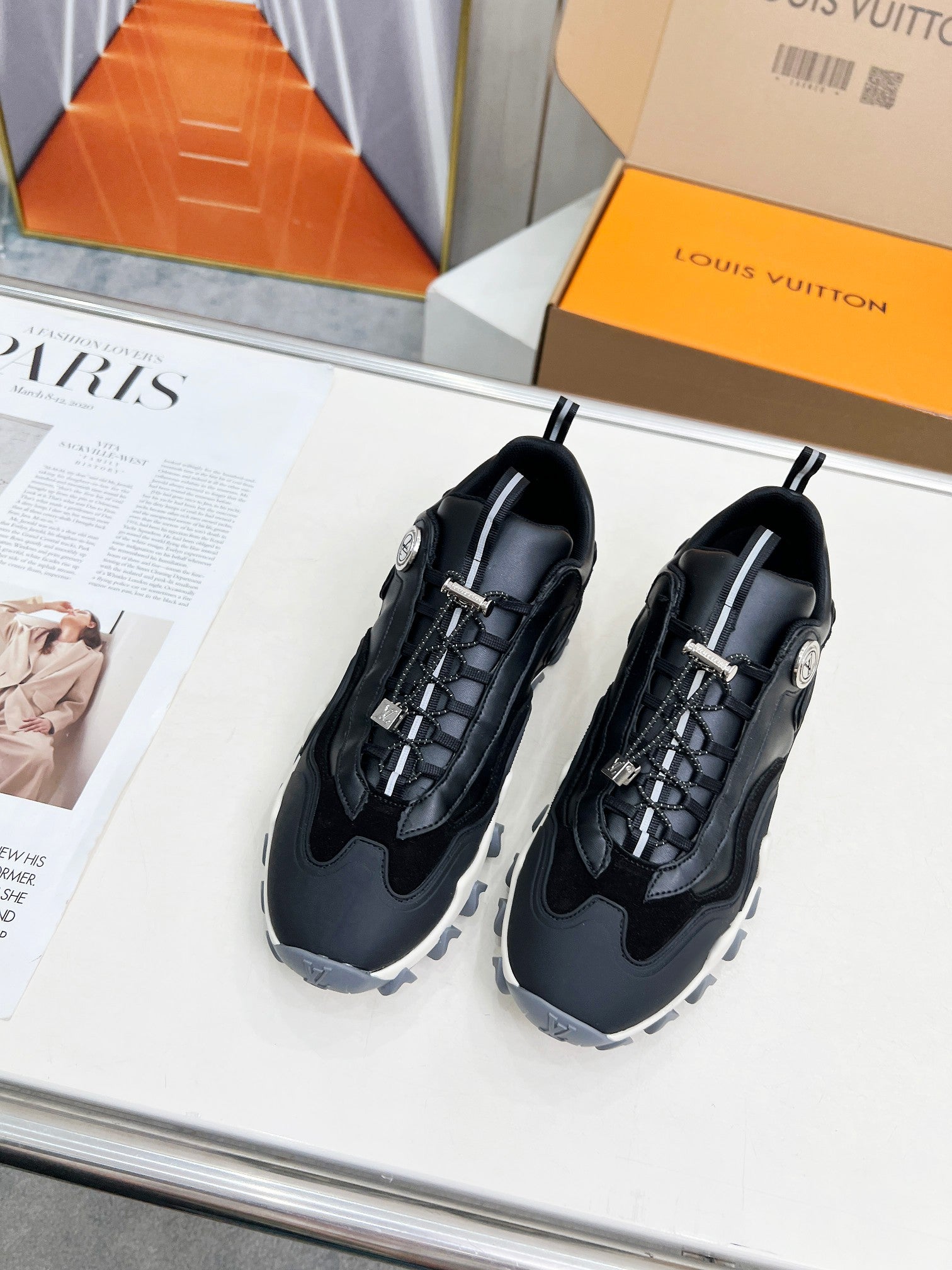 Z2Q105E285 Popular high-quality Shoes