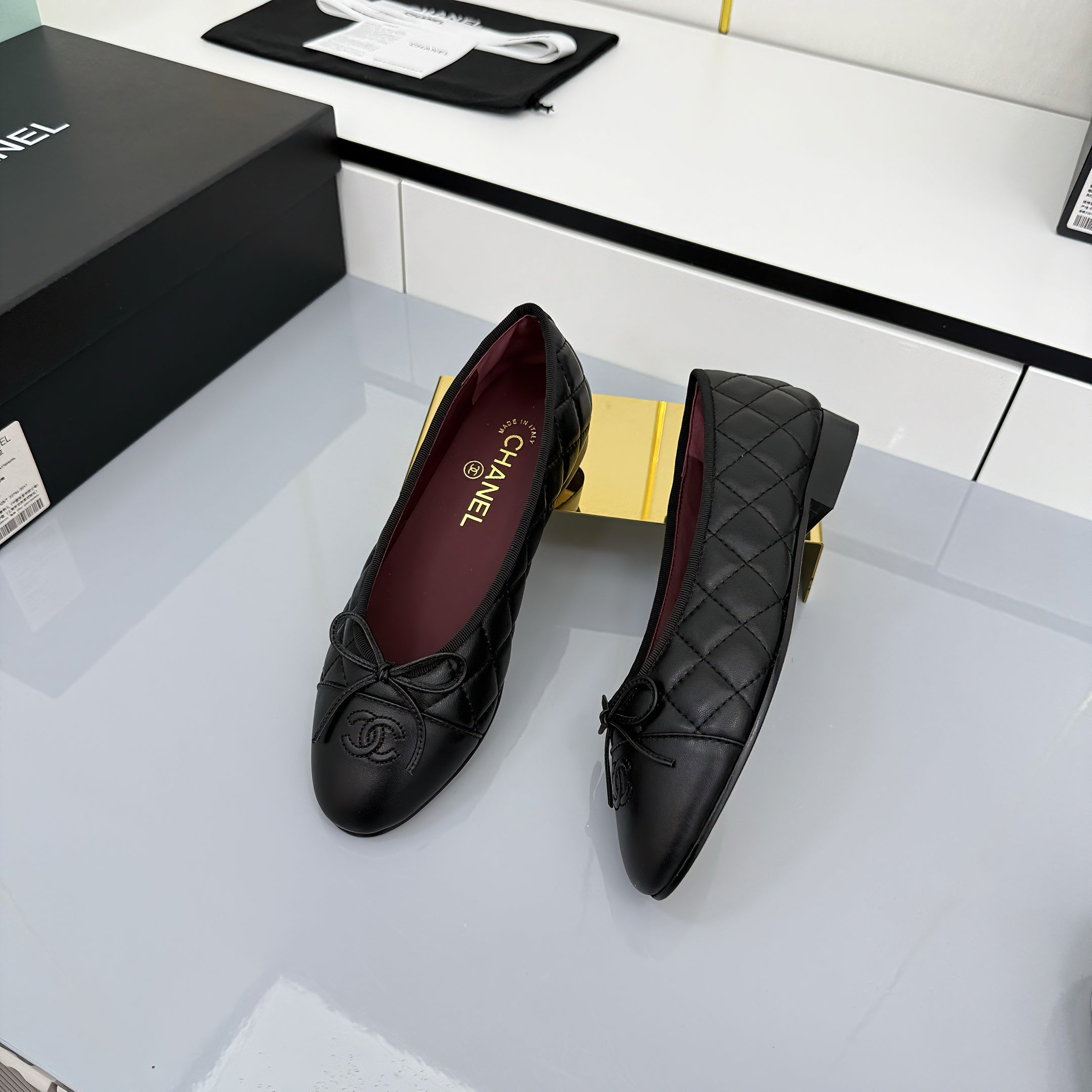 Z2Q105C413 Popular high-quality leather Shoes