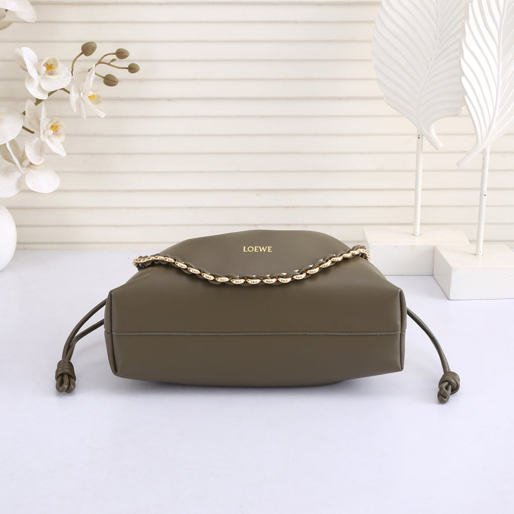 B1R66A9 Popular leather bag