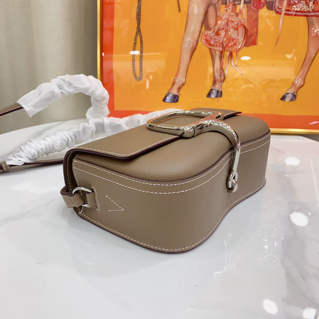 B1N55H9 Popular  leather bag