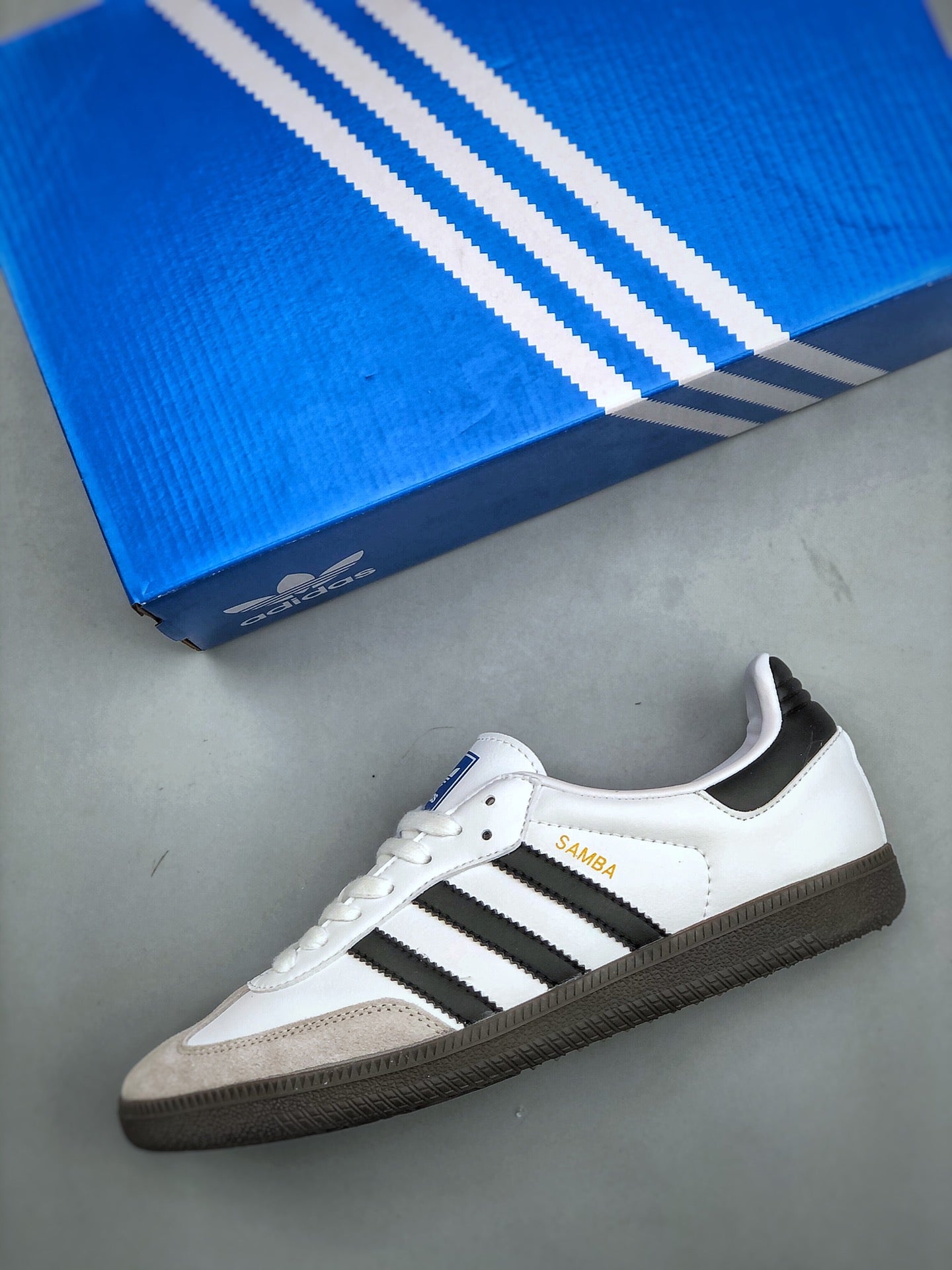 Z4Q95A47  Popular  shoes