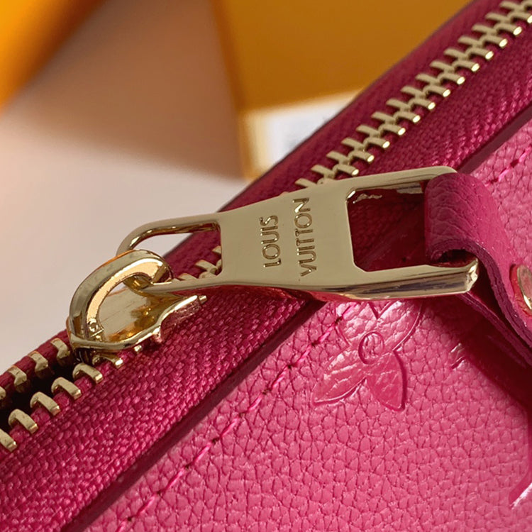 B1P11E06 Popular Leather wallets