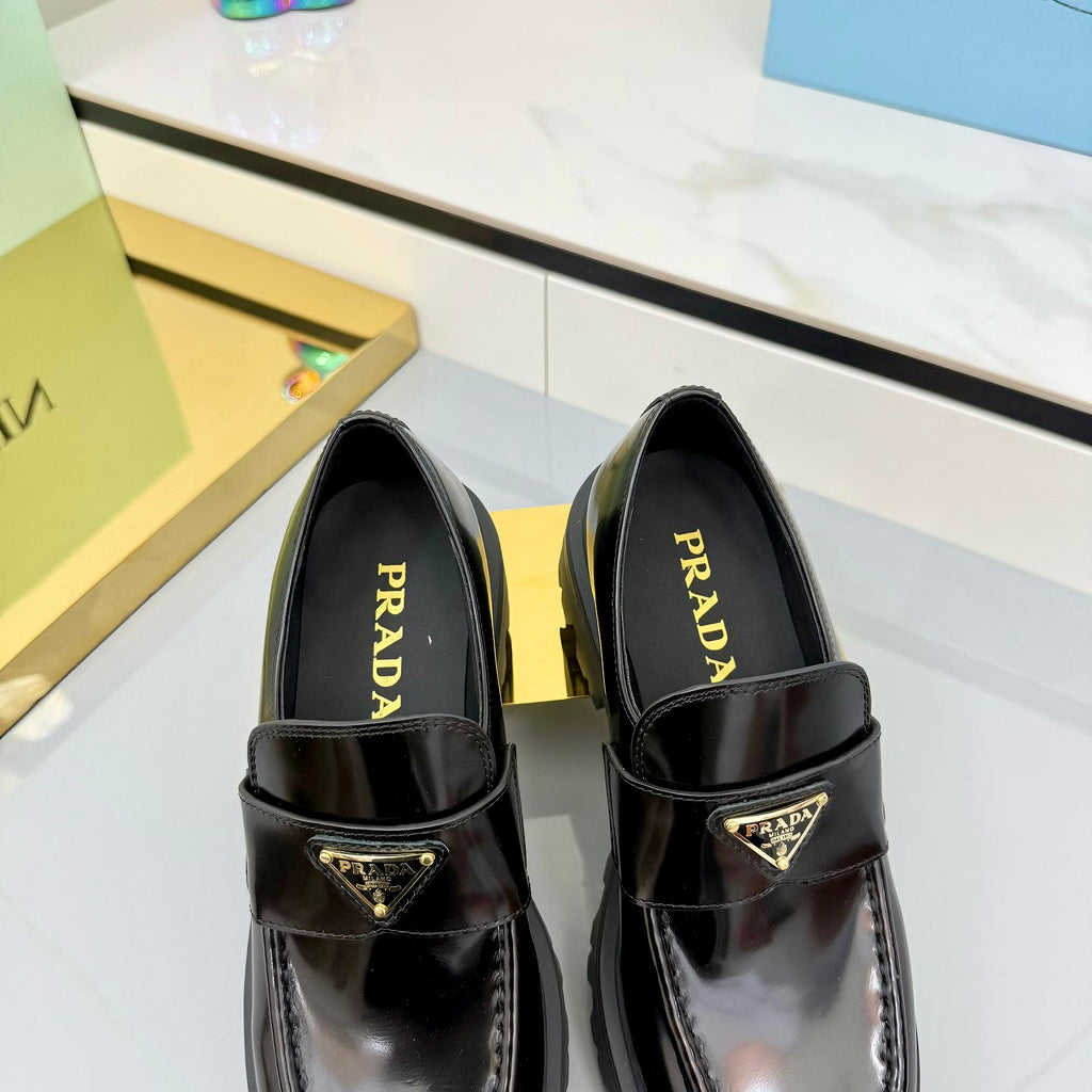 Z2Q105P307 Popular high-quality Shoes