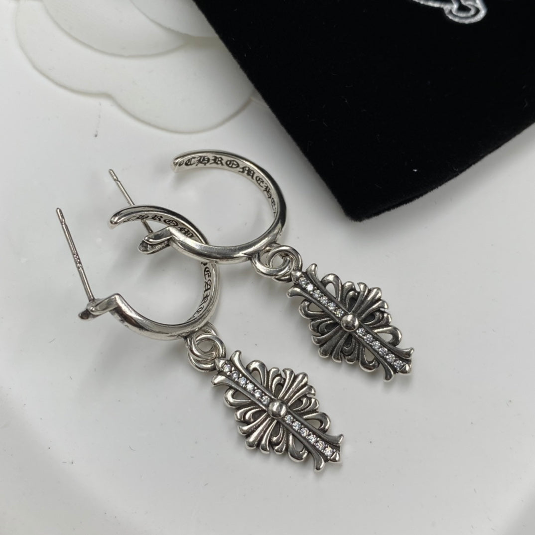 X1Q45A1E Popular    Earrings