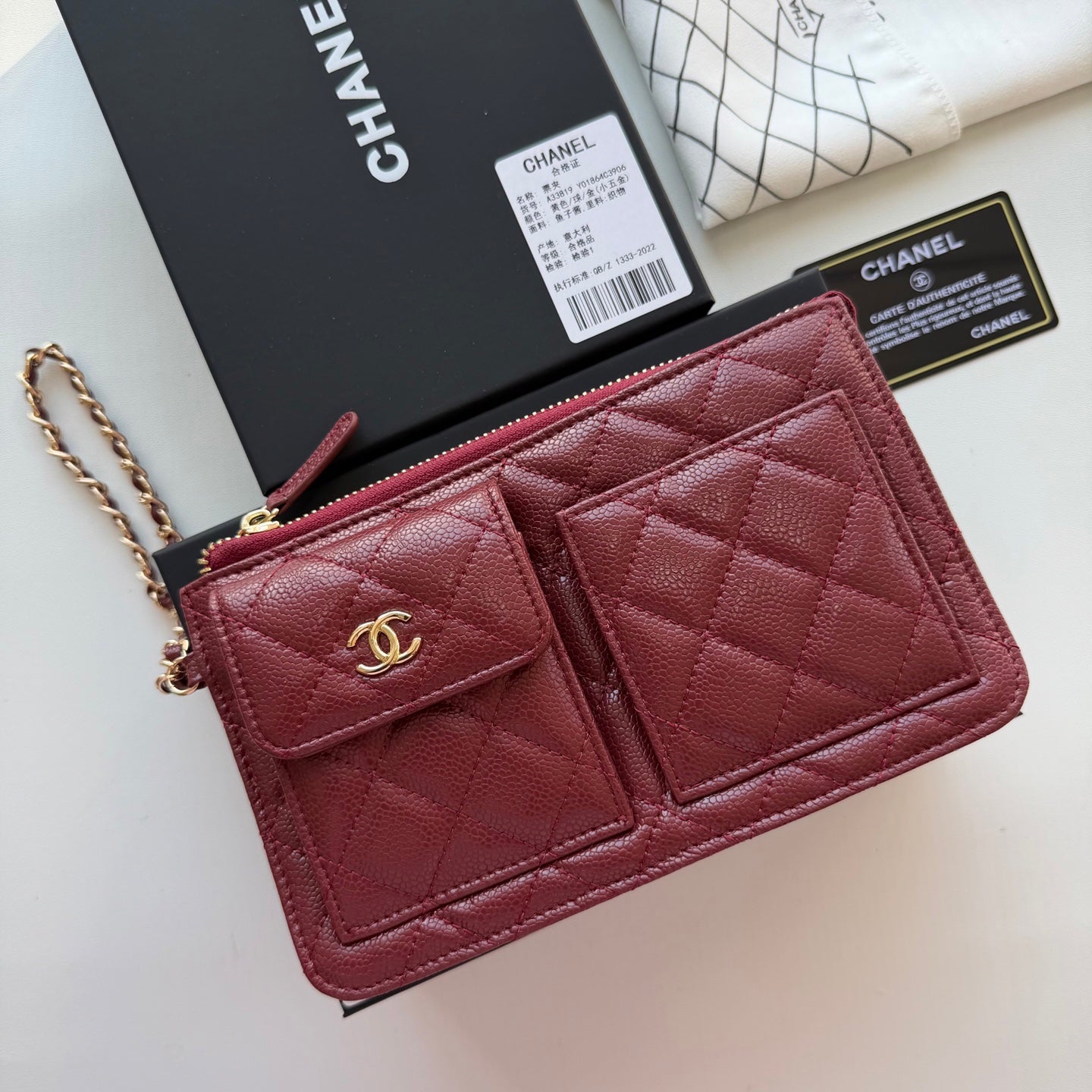 B1P46C22 Popular leather bag