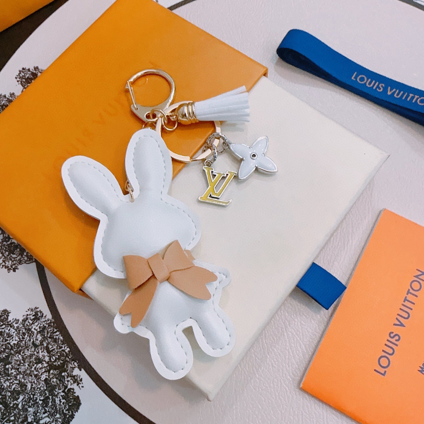 A1Z105E88 Popular bag 's charms accessories