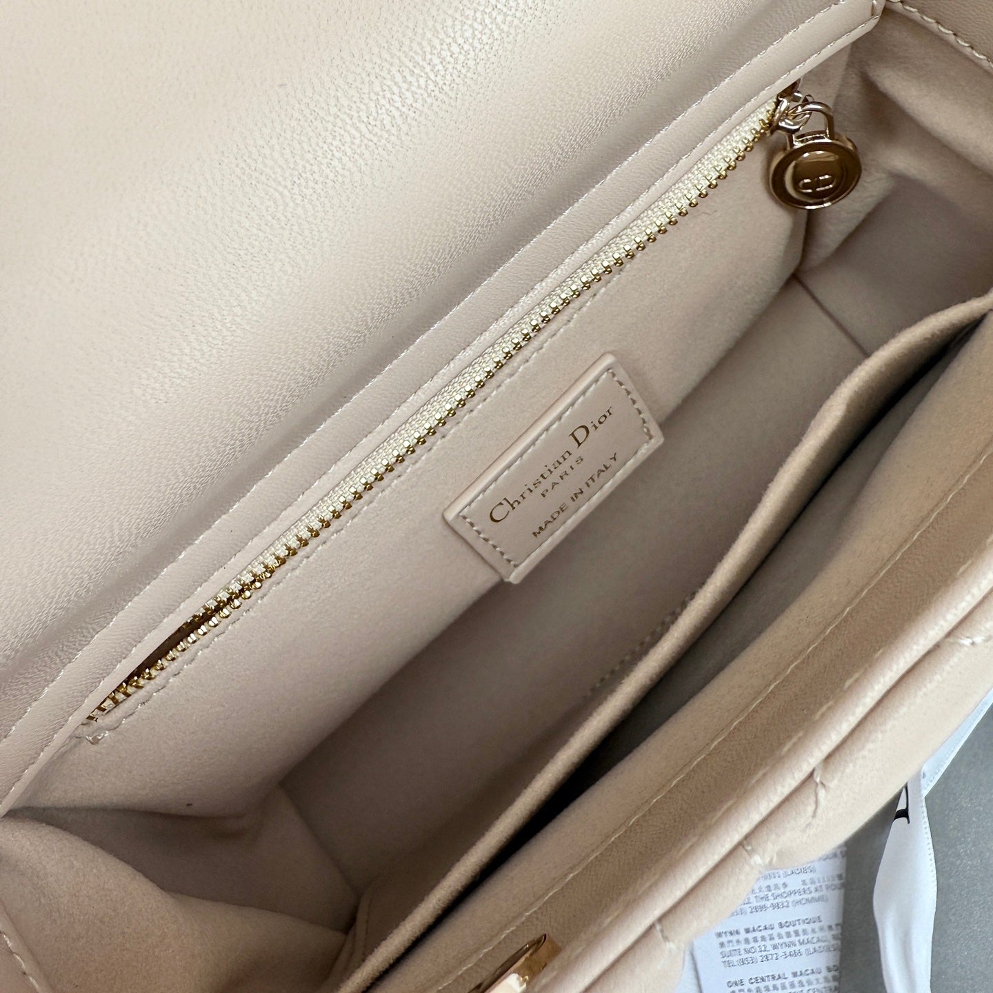 B1N36D24 Popular leather Purse bag