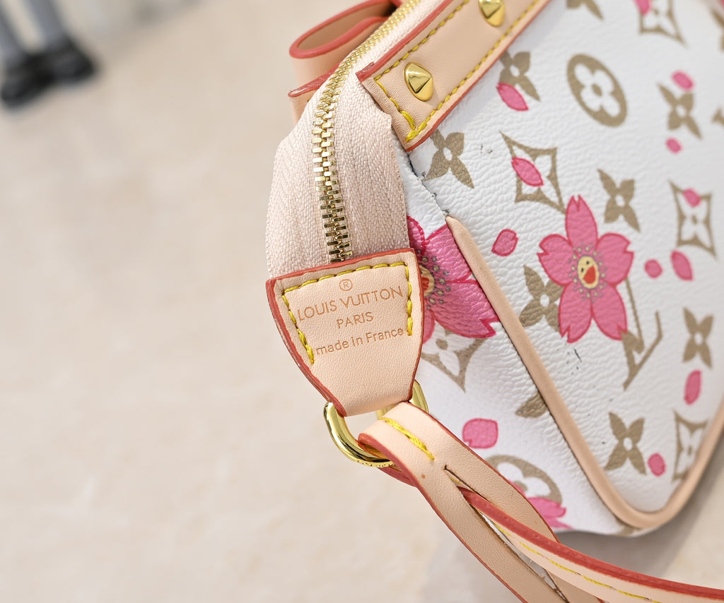 B1P46E43 Popular leather bag
