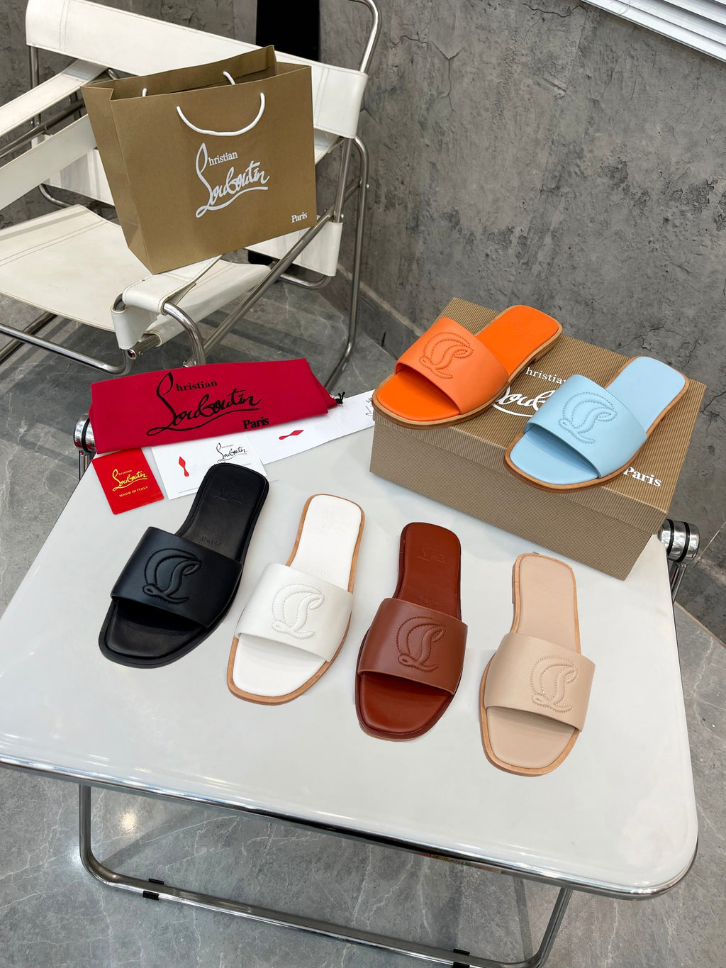 Z2XA29 Popular leather Slippers