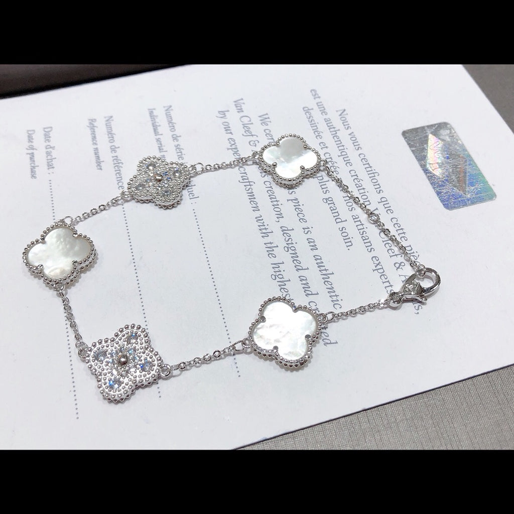 X5X53VA179K  Popular bracelets 5 flowers normal size1.5cm flower