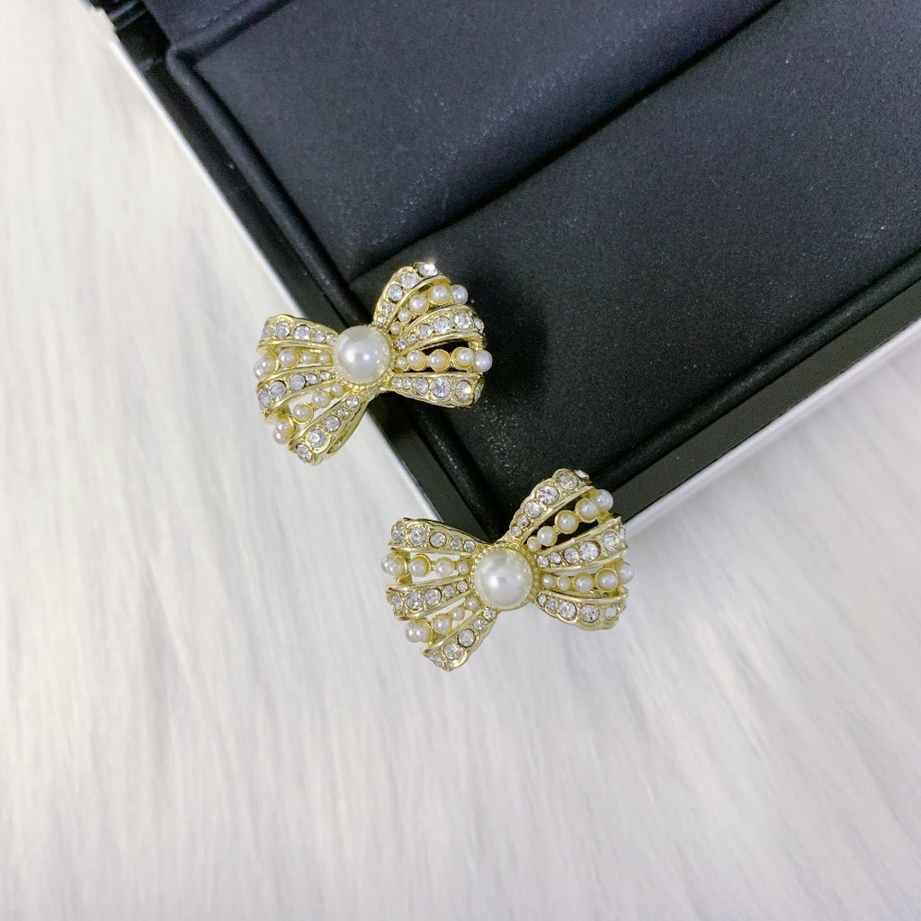 X1Z64C549E Popular Earrings