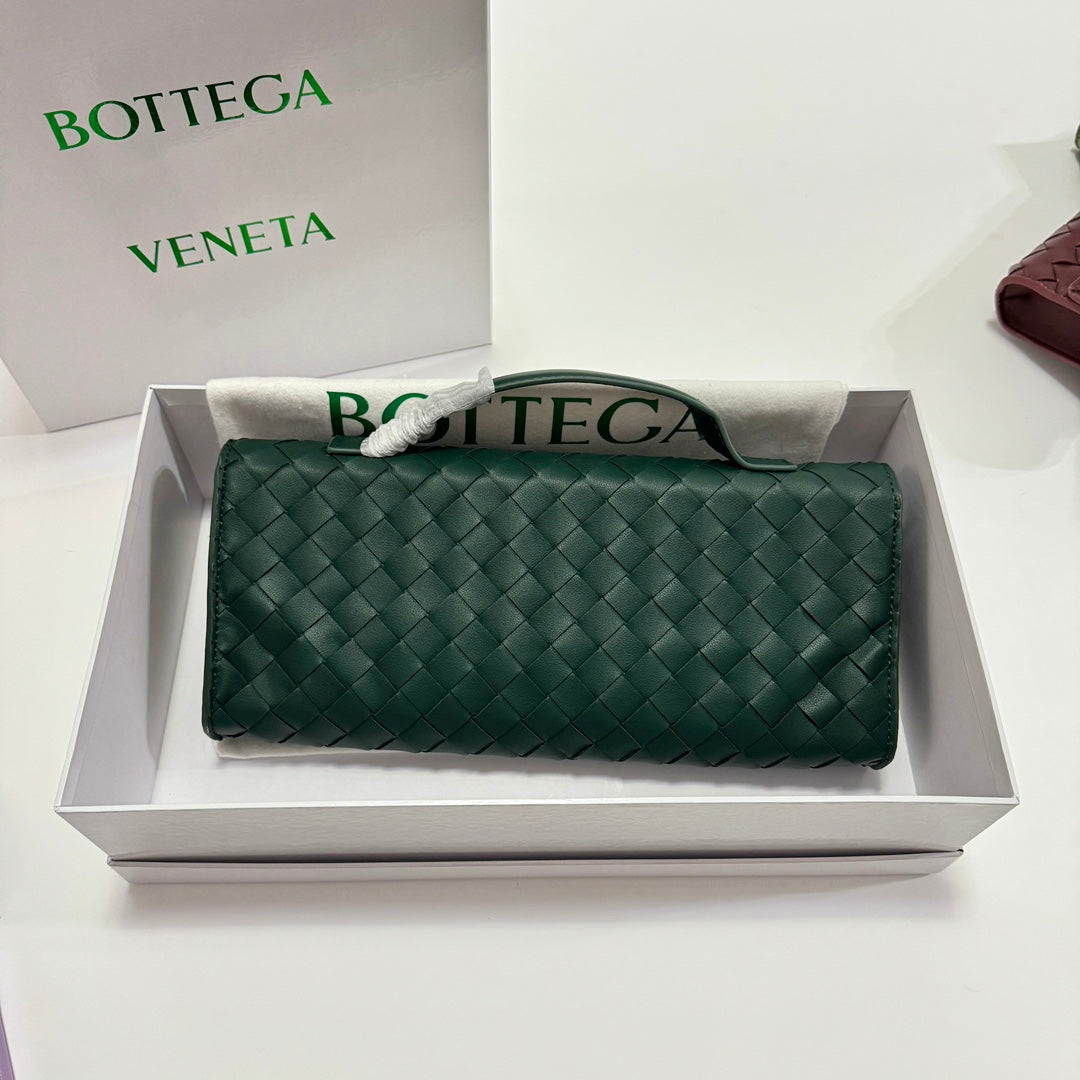 B1X44A380 Popular  leather bag 