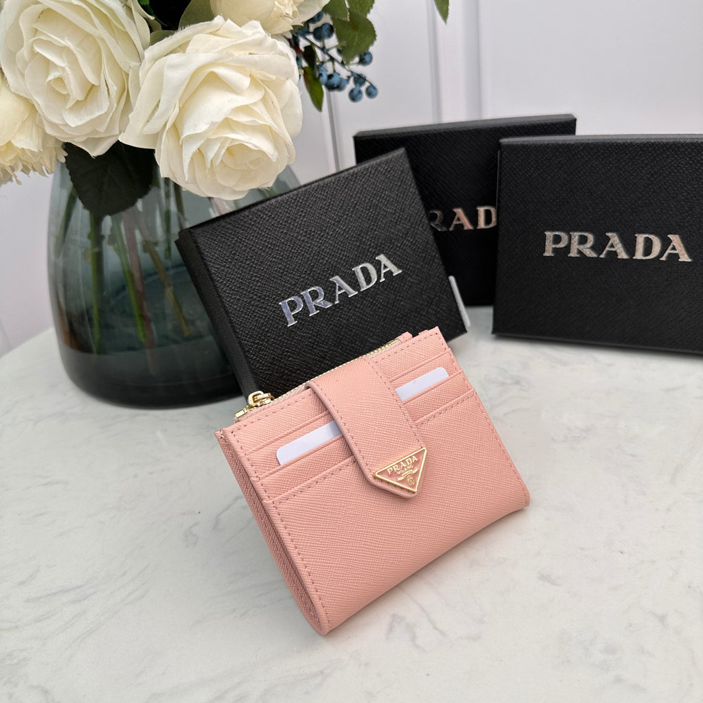 B1P36P2 Popular card holder