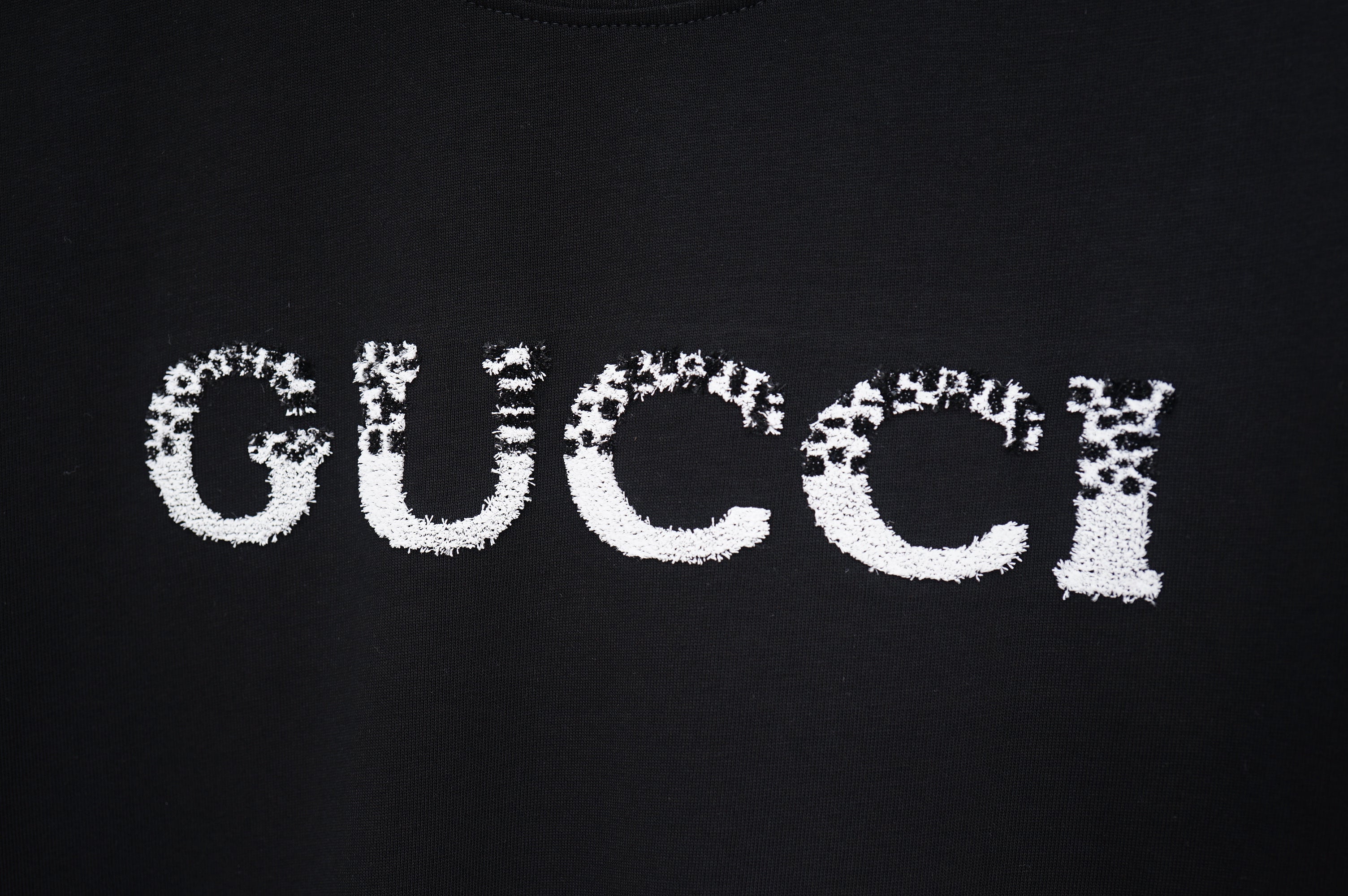 U1N65B23 Popular T-shirt