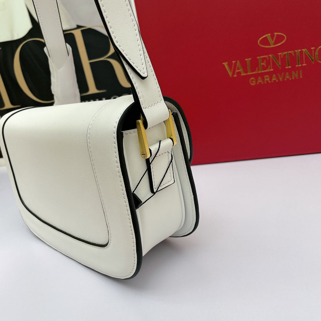 B5X111VL45 Popular  leather bag 