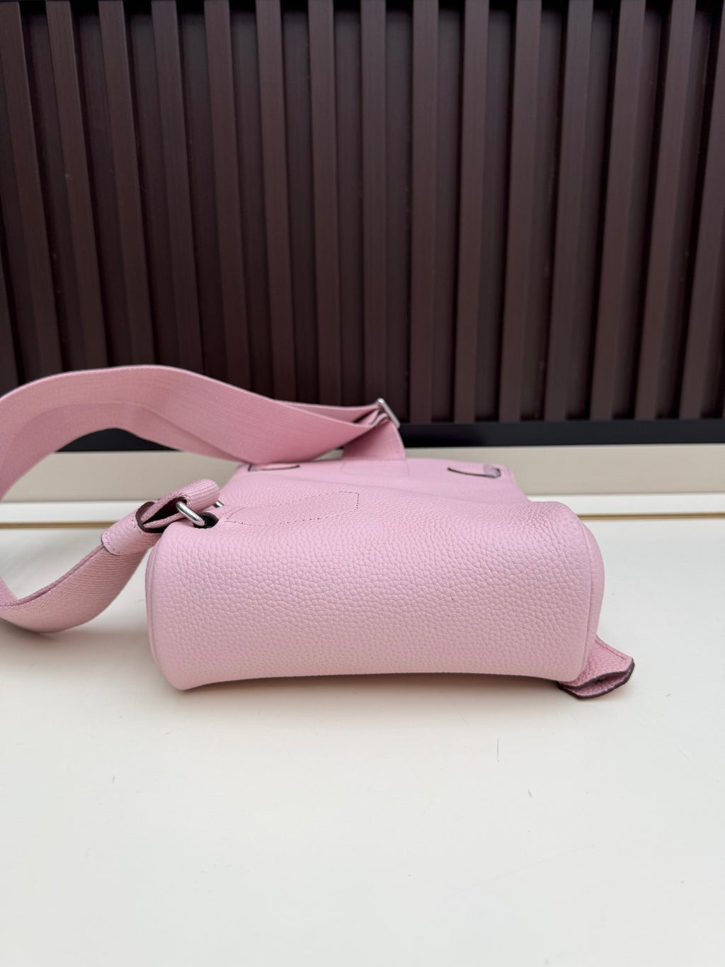 B1P36H46 Popular leather bag