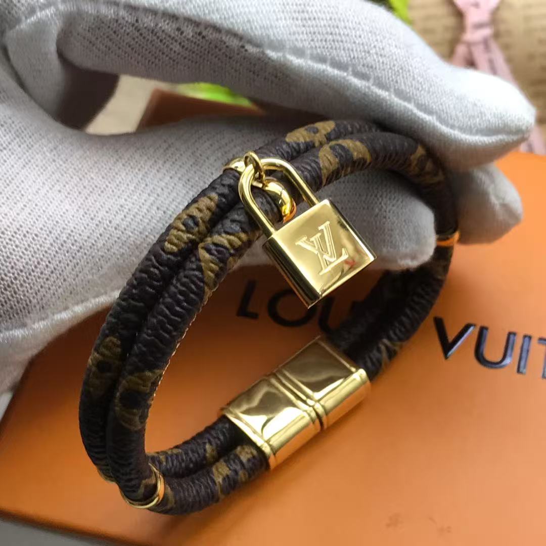 X1R46E1K Popular Bracelets