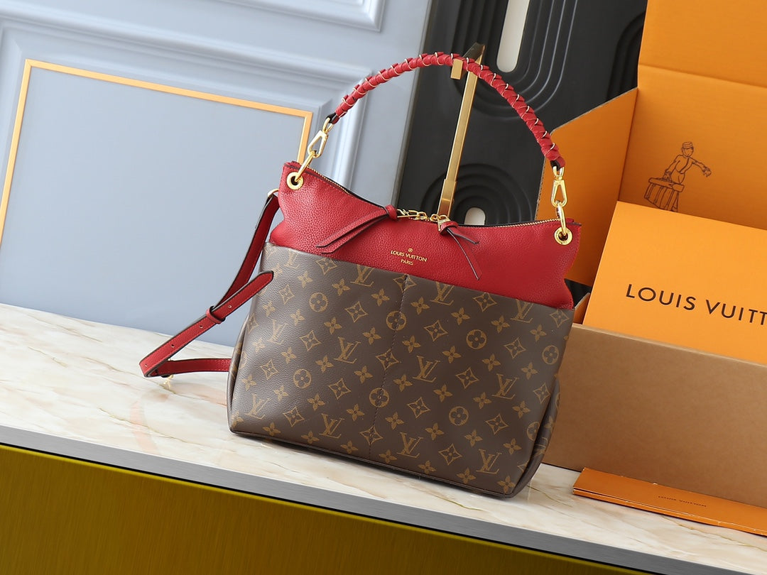 B1W35E115 Popular leather bag