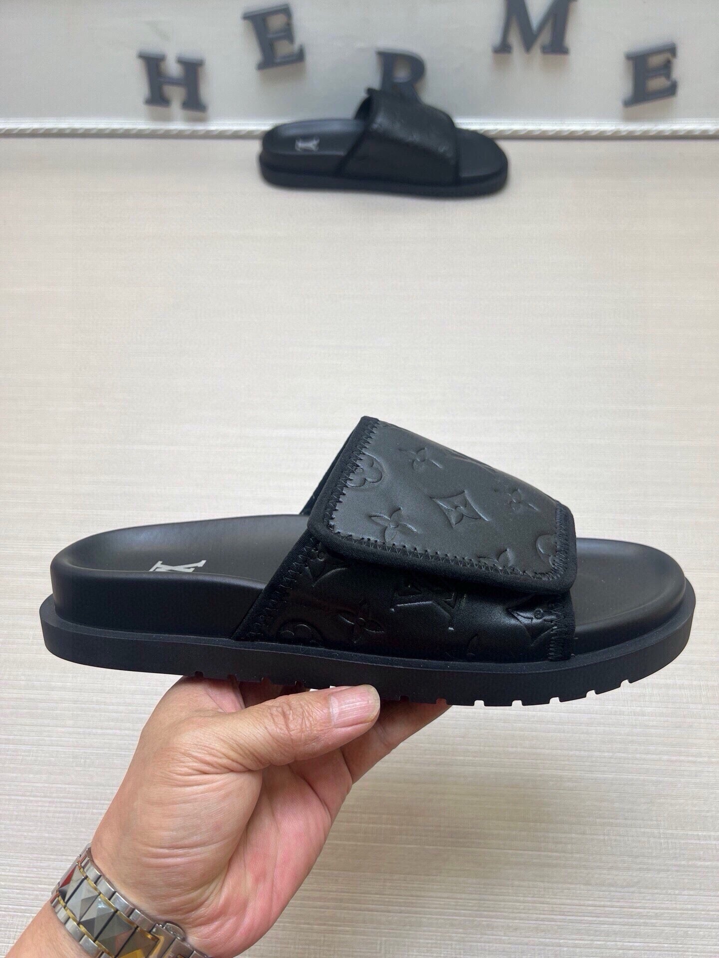 Z5LE210 Popular Slippers