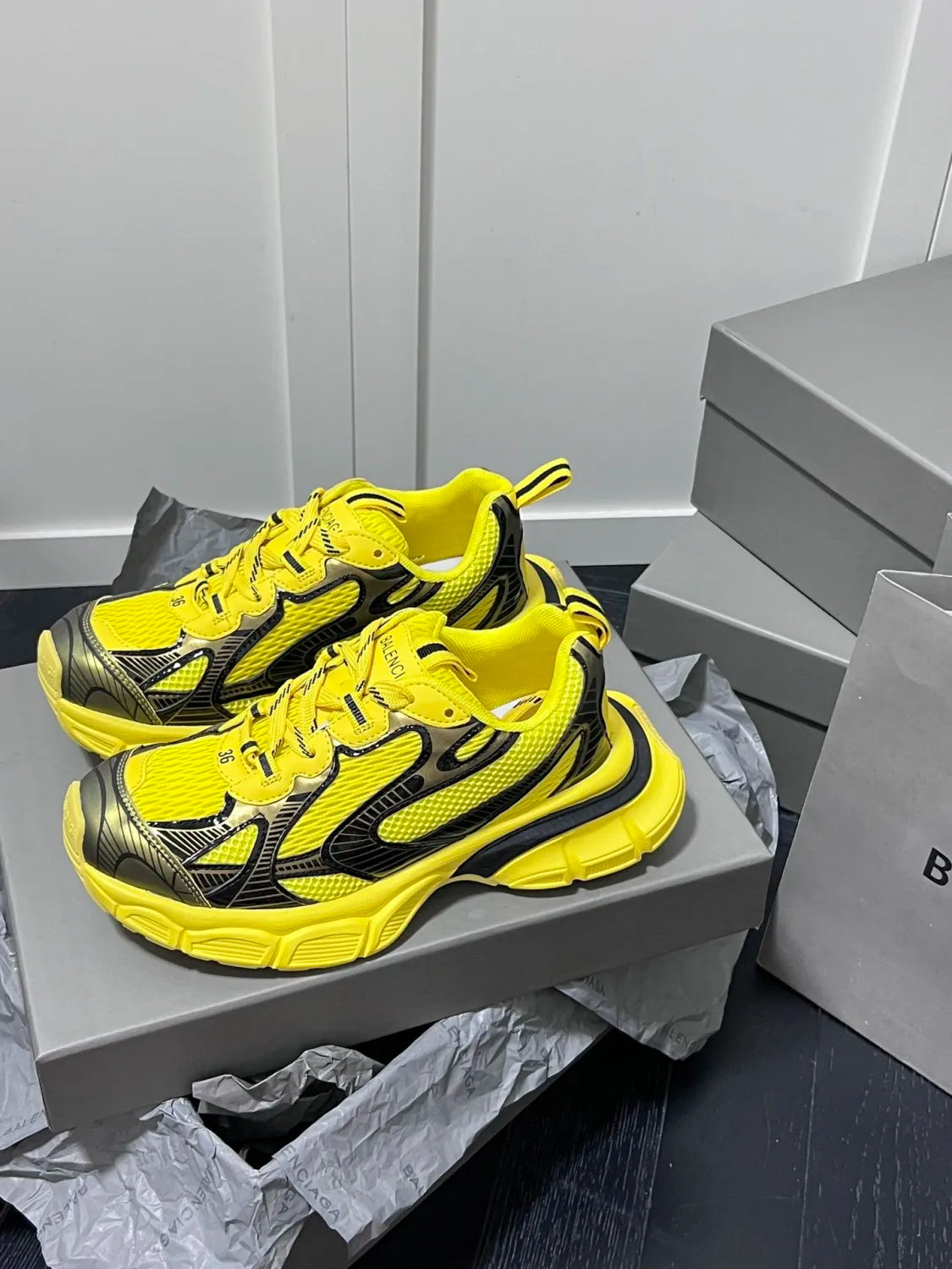 Z14J115 Popular shoes