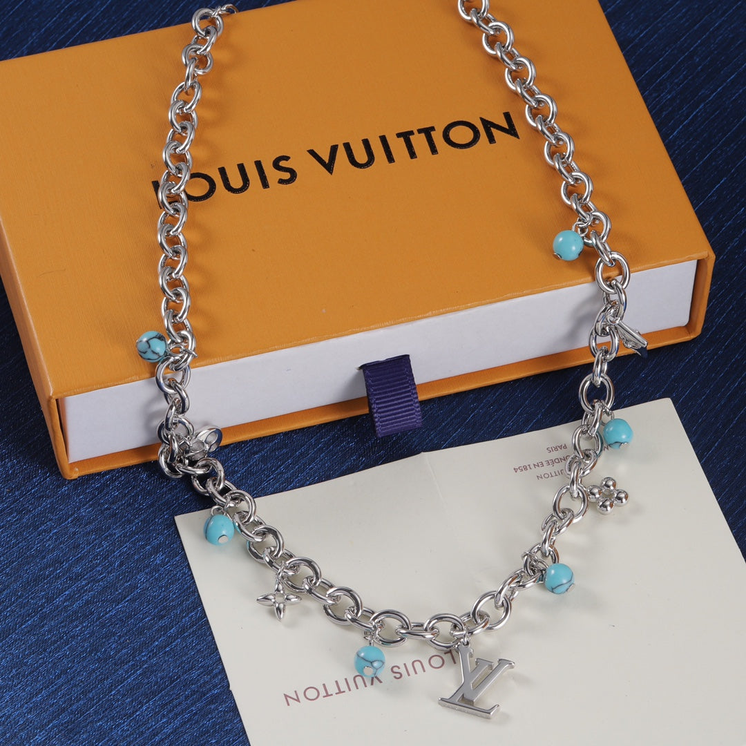 X1R75E33X Popular   Necklaces