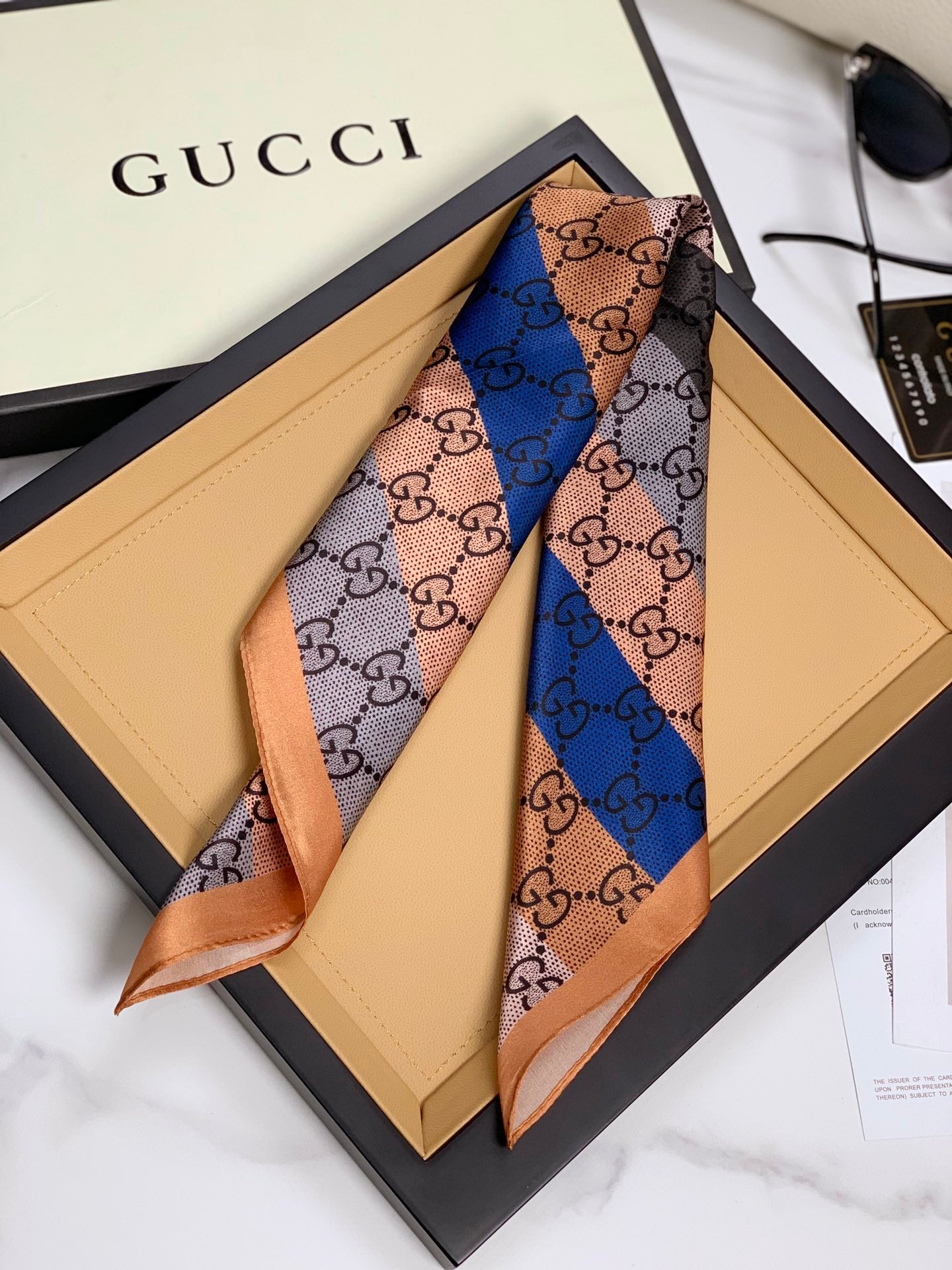 W1N55C10 Popular Silk Scarve