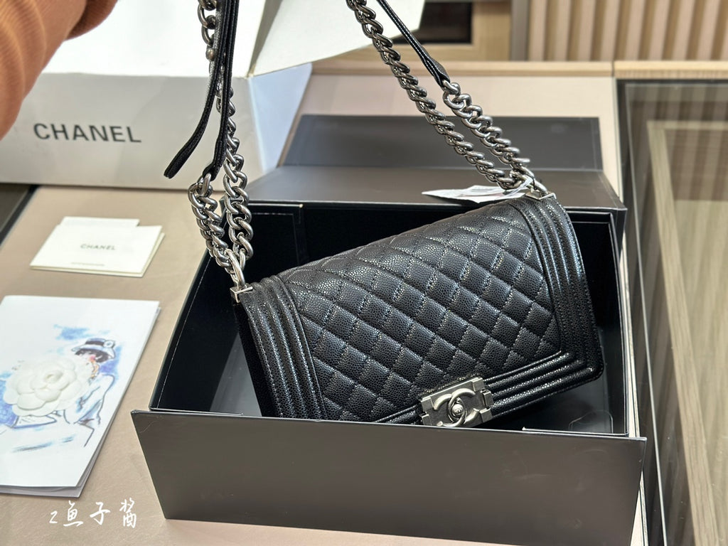B6X103C138 Popular  leather bag 