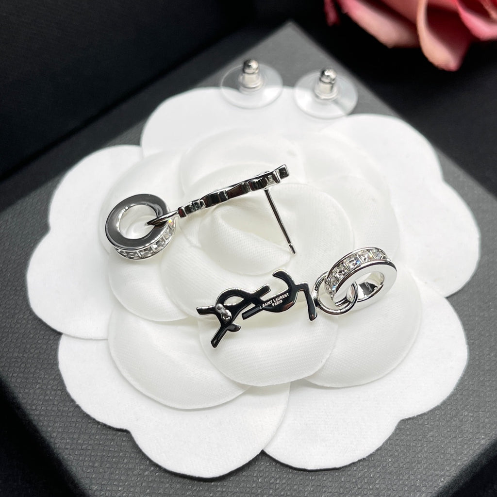 X1Z94SL606E Popular  Earrings