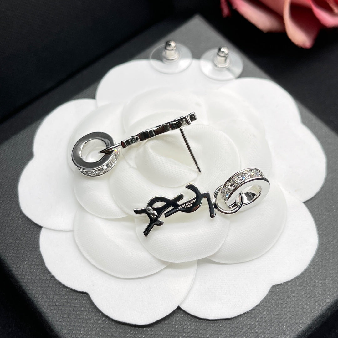 X1Z94SL606E Popular  Earrings