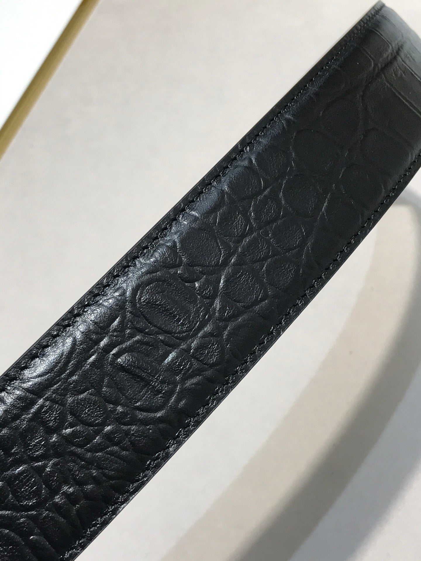 P1Q64V83 Popular   High quality belt With full package