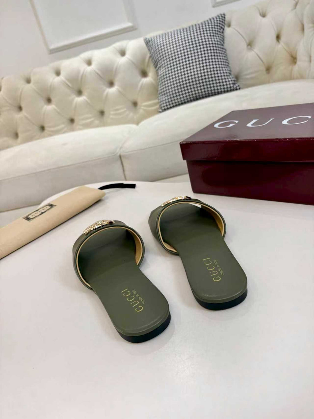 Z2P36B44 Popular high-quality leather Shoes