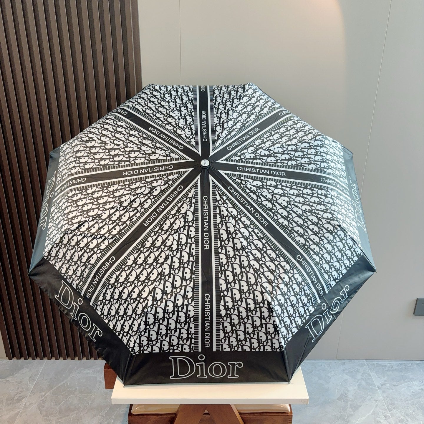 J1R85D116 Popular UV resistant umbrella