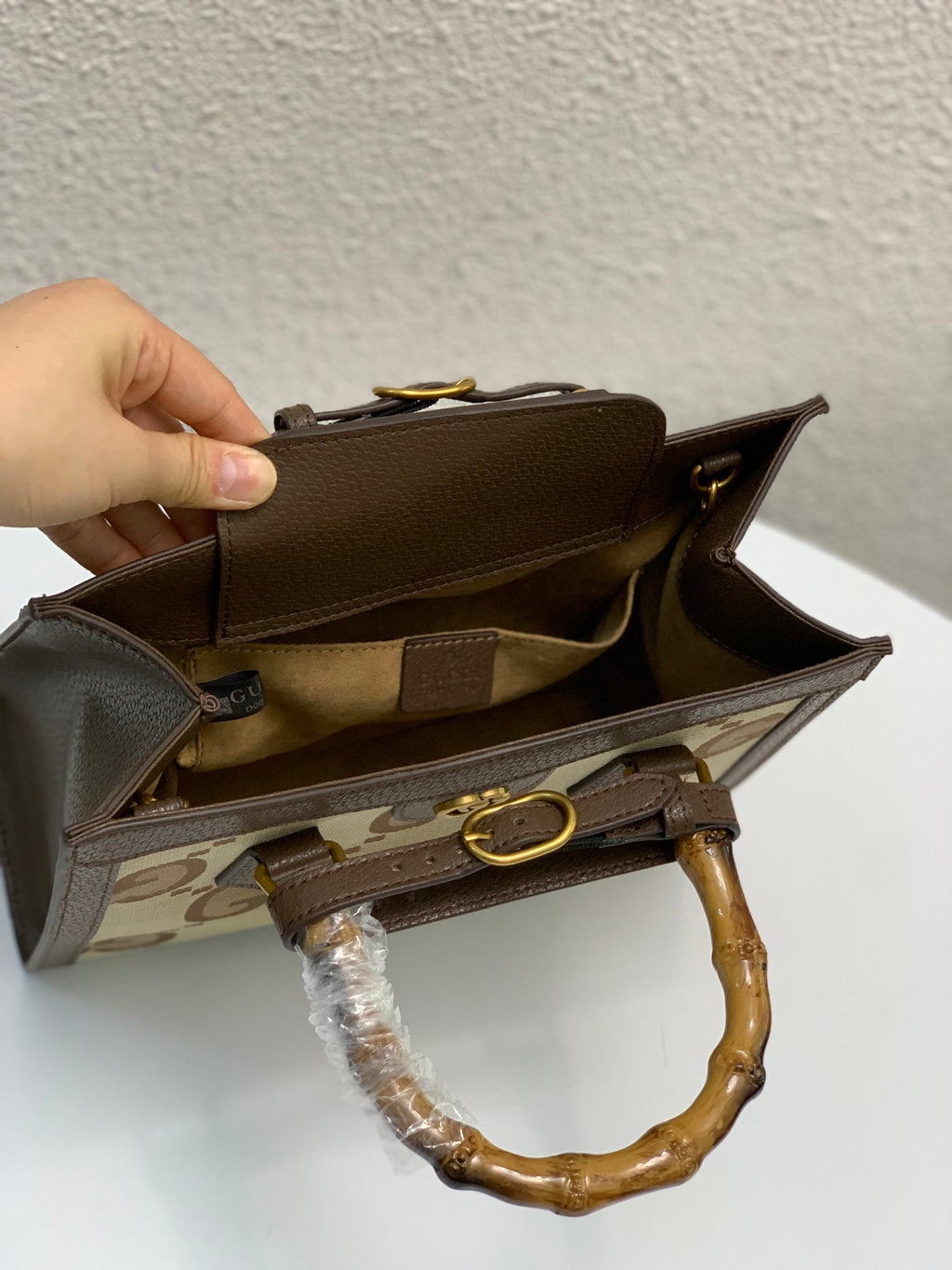 B1X93B117 Popular leather bag 